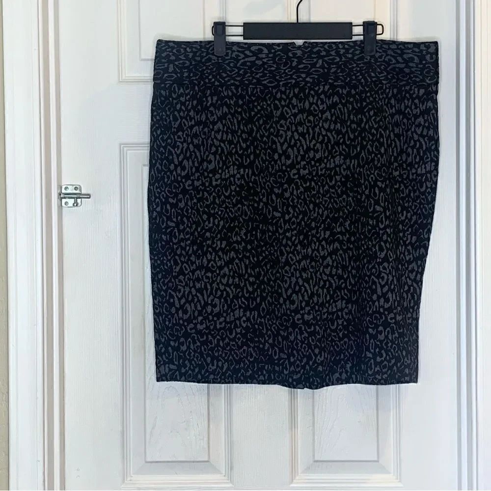 Lane Bryant Animal Print Skirt Size 16